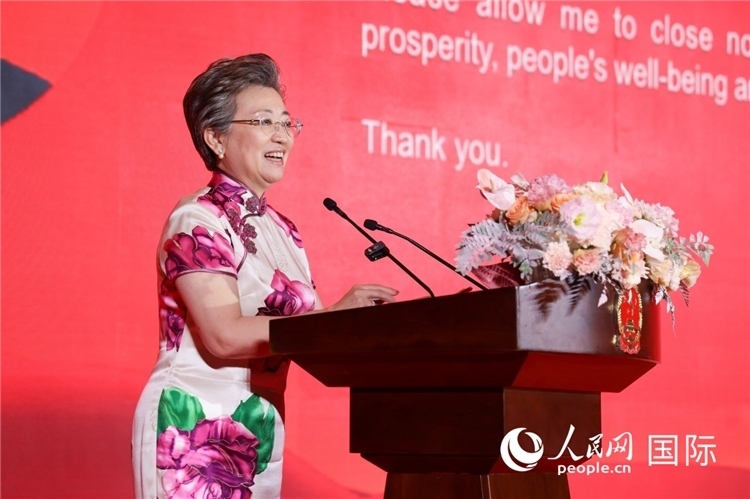 中國駐迪拜總領事歐渤芊致辭。人民網記者任皓宇攝