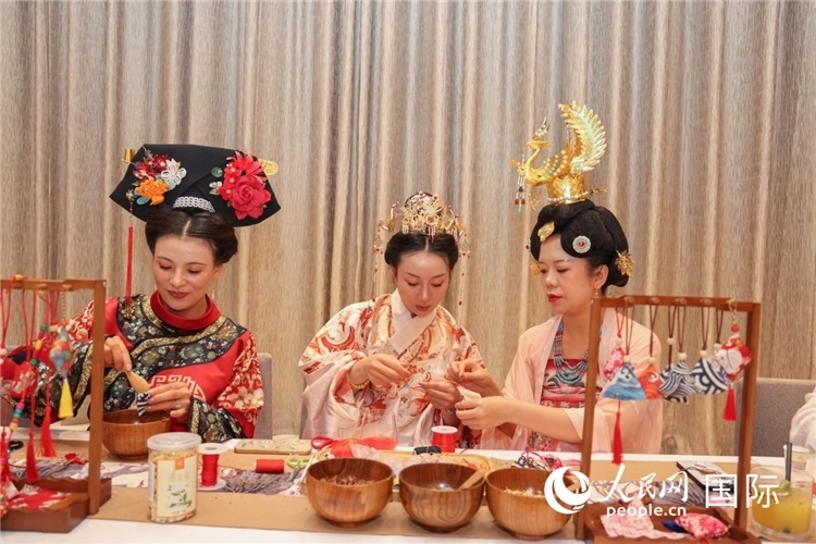 中國傳統文化展示。人民網記者任皓宇攝