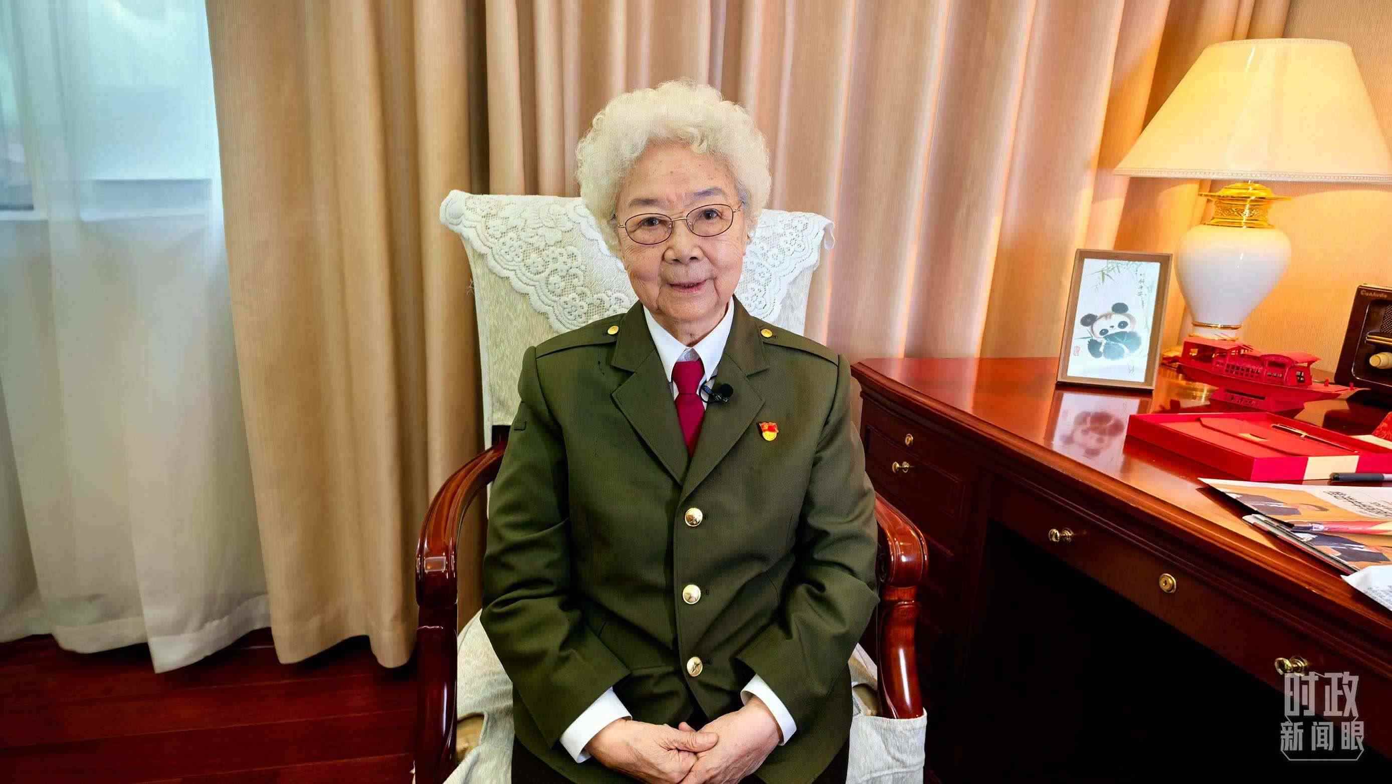 “人民藝術(shù)家”國(guó)家榮譽(yù)稱號(hào)獲得者田華。（總臺(tái)央視記者史偉拍攝）