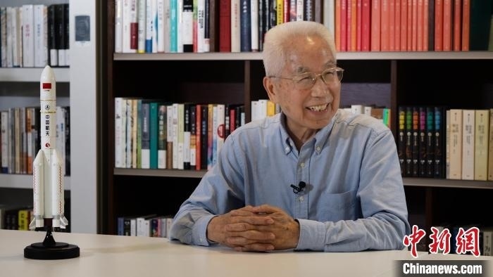 中國(guó)工程院院士龍樂(lè)豪。(中國(guó)運(yùn)載火箭技術(shù)研究院供圖)