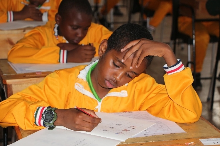 考場現(xiàn)場。埃格頓大學孔子學院供圖