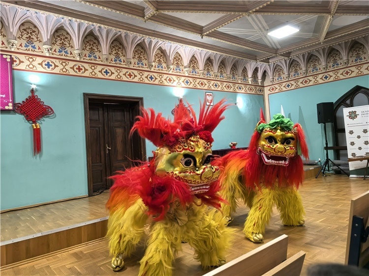 托倫雅蓋隆學(xué)院禮堂巡演現(xiàn)場。主辦方供圖。