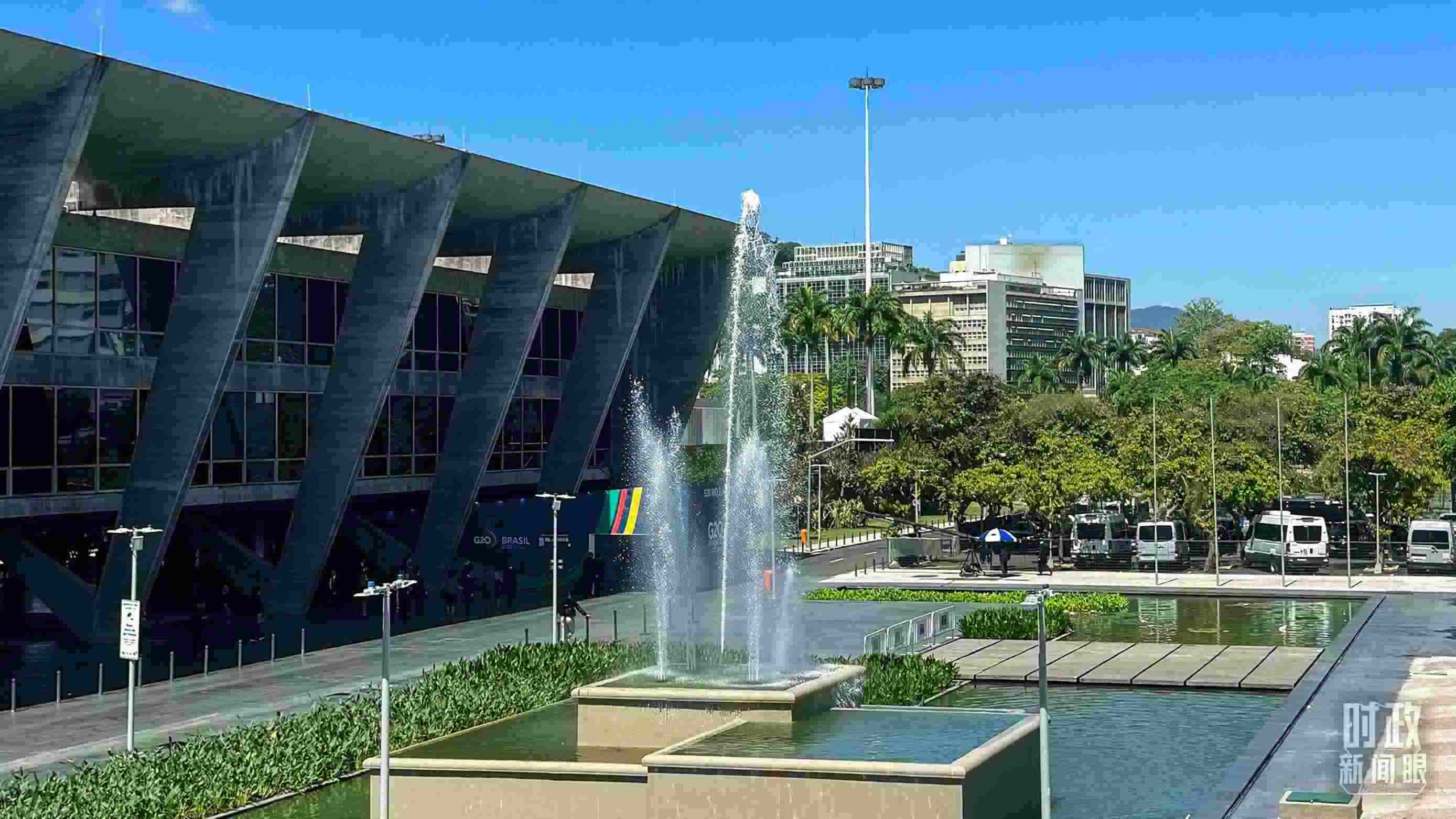 △G20峰會(huì)舉辦地，巴西里約熱內(nèi)盧現(xiàn)代藝術(shù)博物館。（總臺(tái)央視記者趙怡彬拍攝）