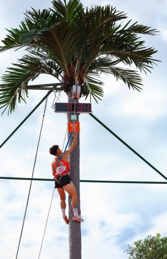 11月23日，廣東隊(duì)選手黃新鴻在比賽中。新華社記者 楊植森 攝