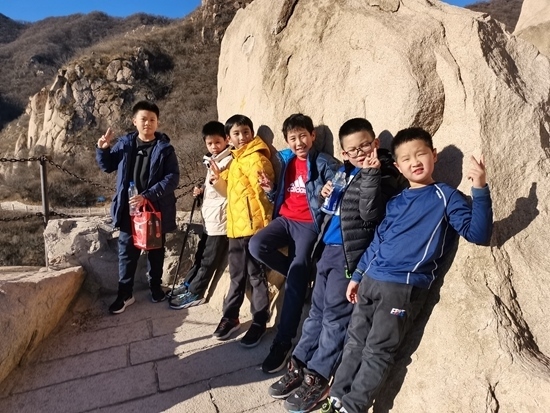 登山隊(duì)員供圖。