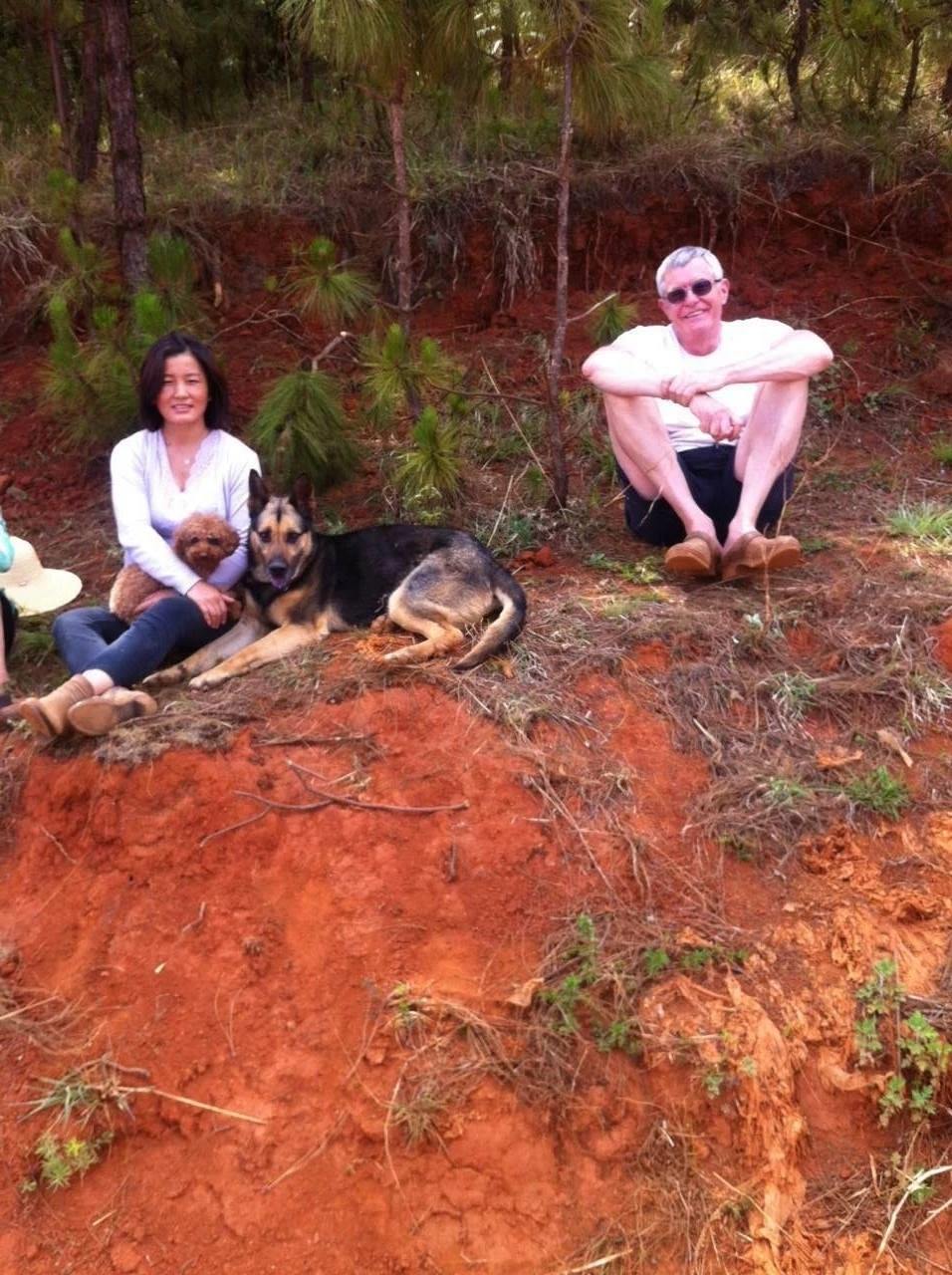 奈斯和妻子在云南東川打造了一個名叫“卡比杉”的農(nóng)場。