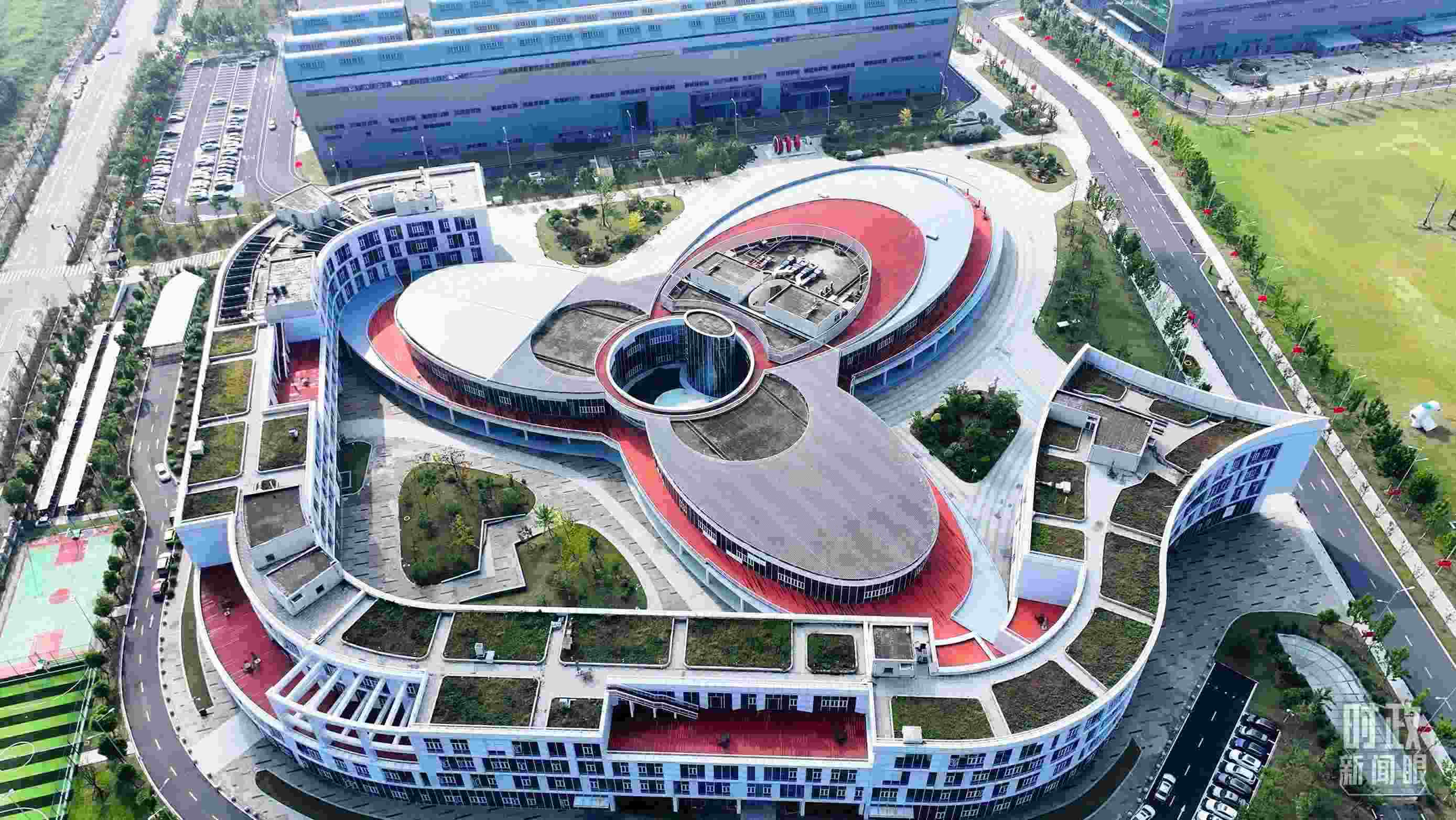 △位于合肥未來大科學(xué)城的聚變堆主機(jī)關(guān)鍵系統(tǒng)綜合研究設(shè)施園區(qū)。（總臺(tái)記者陳志猛拍攝）