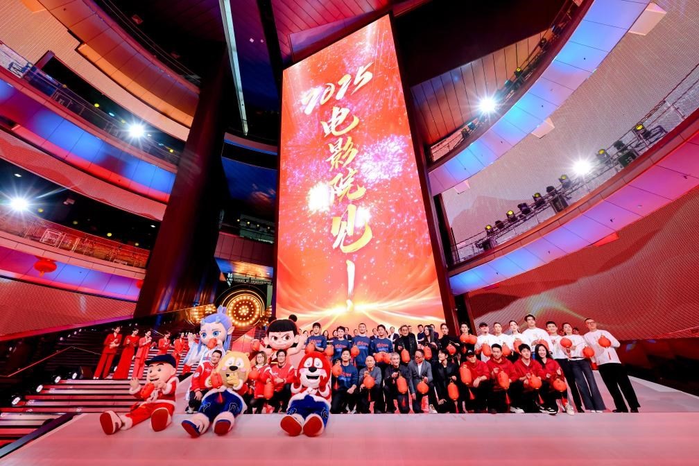 2025年春節(jié)檔電影主創(chuàng)合影。（圖片由主辦方提供）