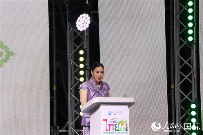 泰國(guó)旅游局局長(zhǎng)塔佩妮在開(kāi)幕式上致辭。朱瀟逸攝