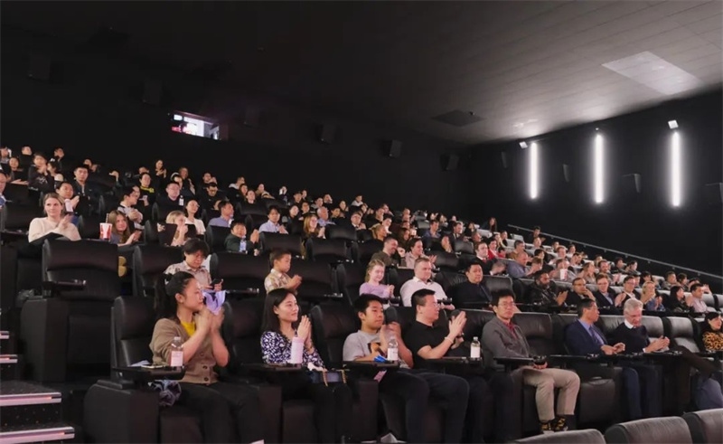 觀影現(xiàn)場(chǎng)。中國(guó)駐丹麥大使館供圖