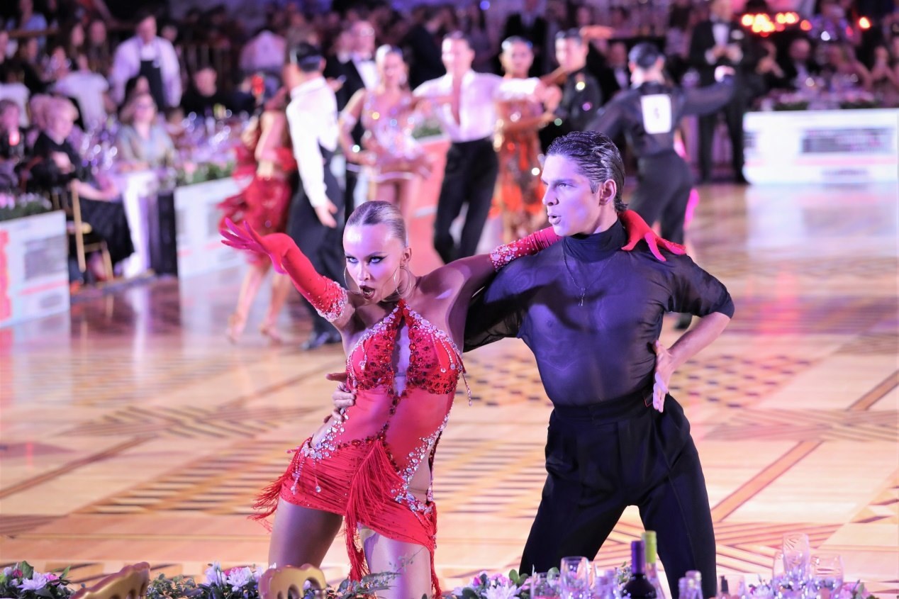 第七屆“克里姆林宮杯”國標舞錦標賽現(xiàn)場。于子恒攝