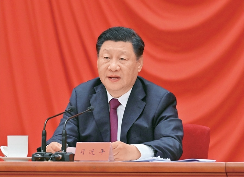 2022年5月10日，慶祝中國(guó)共產(chǎn)主義青年團(tuán)成立100周年大會(huì)在北京人民大會(huì)堂隆重舉行。中共中央總書(shū)記、國(guó)家主席、中央軍委主席習(xí)近平在大會(huì)上發(fā)表重要講話。 新華社記者 岳月偉/攝