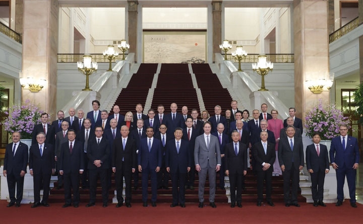 3月28日上午，國家主席習(xí)近平在北京人民大會(huì)堂會(huì)見國際工商界代表。新華社記者 丁林 攝