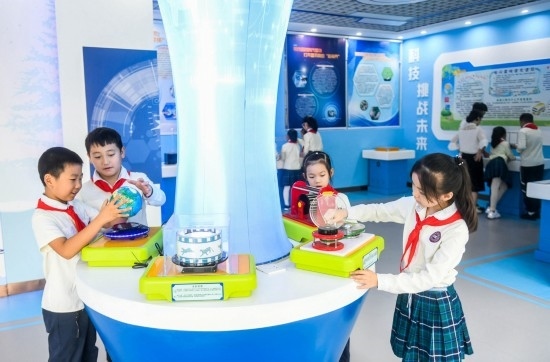重慶高新區(qū)科學課堂。