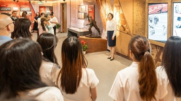 思政課現(xiàn)場。東華大學(xué)供圖