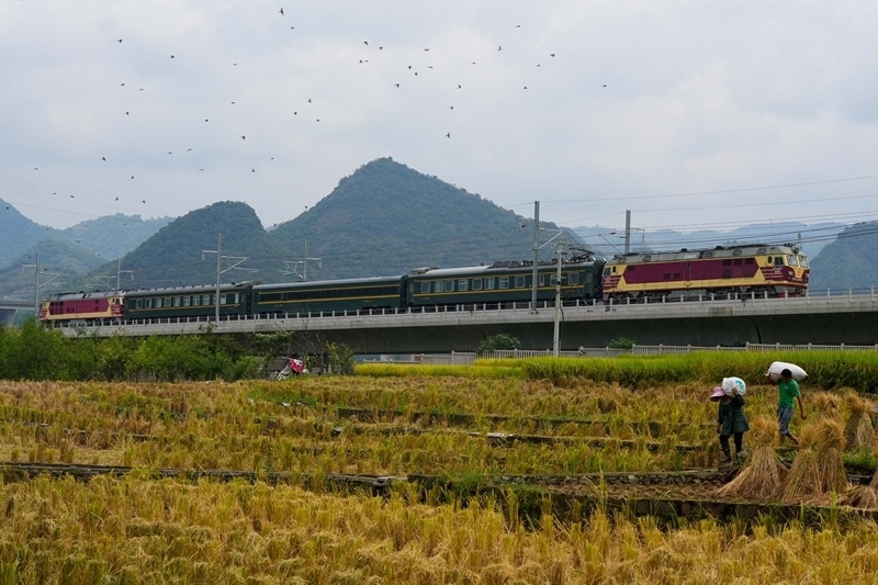 盤興高鐵進入聯(lián)調聯(lián)試階段(1)#XxjpsgC000246_20250906_PEPFN0A001.jpg